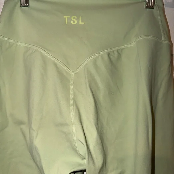 Light Green High-Waist Leggings - Picture 7 of 7